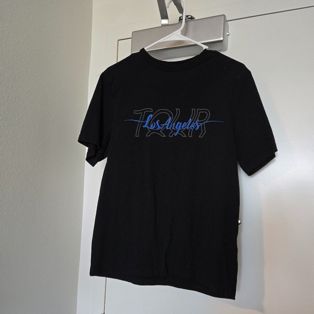 BTS Tour Merch Los Angeles Tour t-shirt size medium